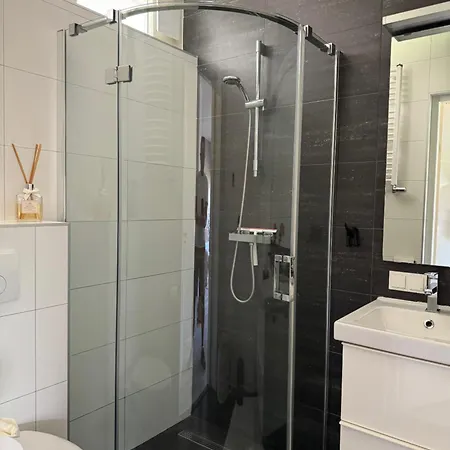 Zee & * 诺德韦克